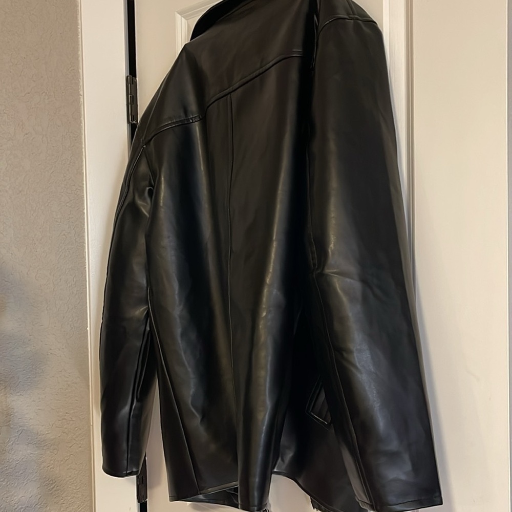E A Collection XL Faux Leather Jacket - Picture 4 of 12